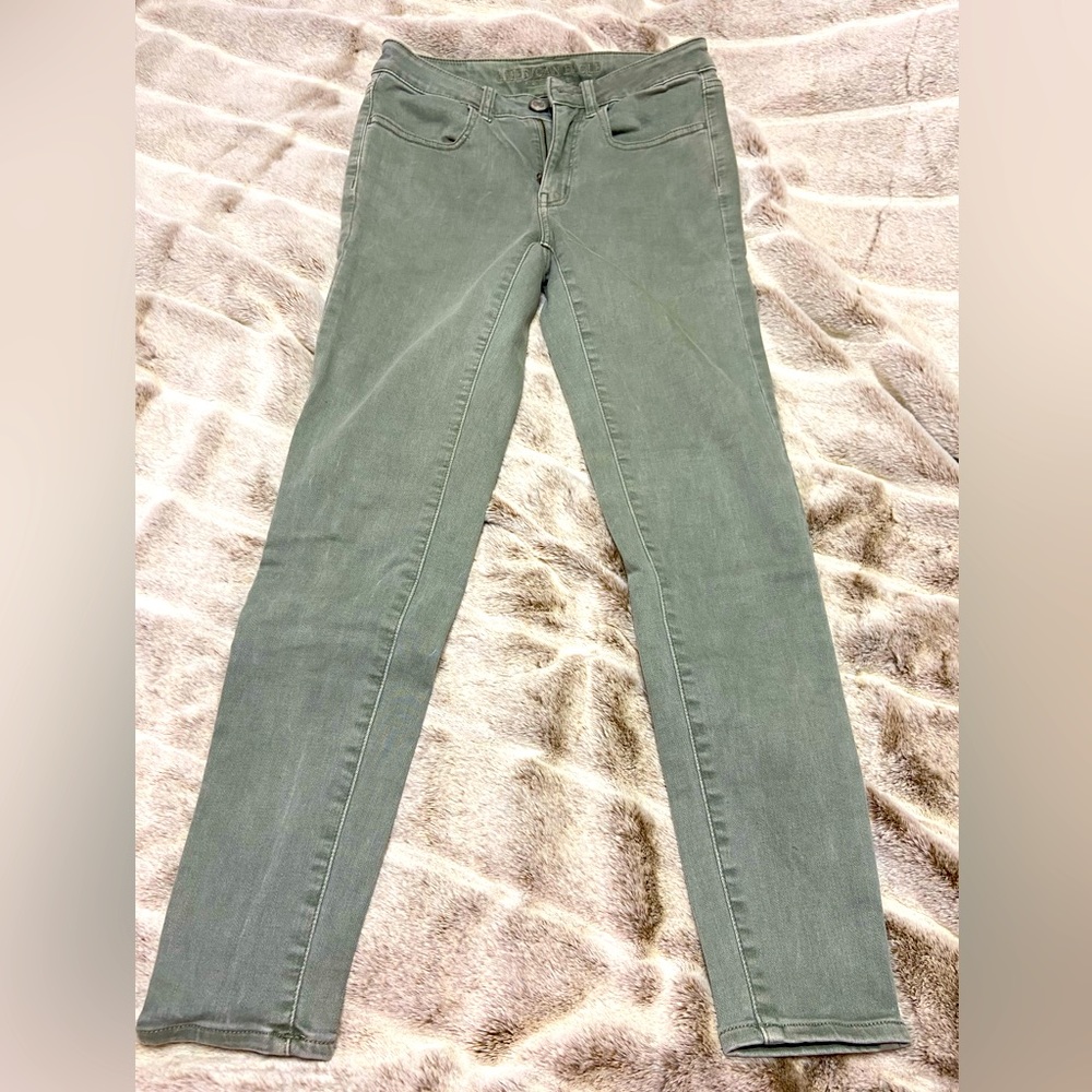 American Eagle Women’s Short Jeans
